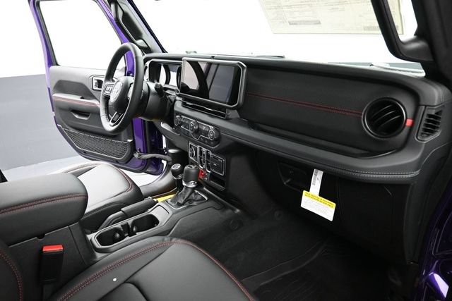 New 2026 Jeep Wrangler Unlimited Rubicon AWD/4WD image 18