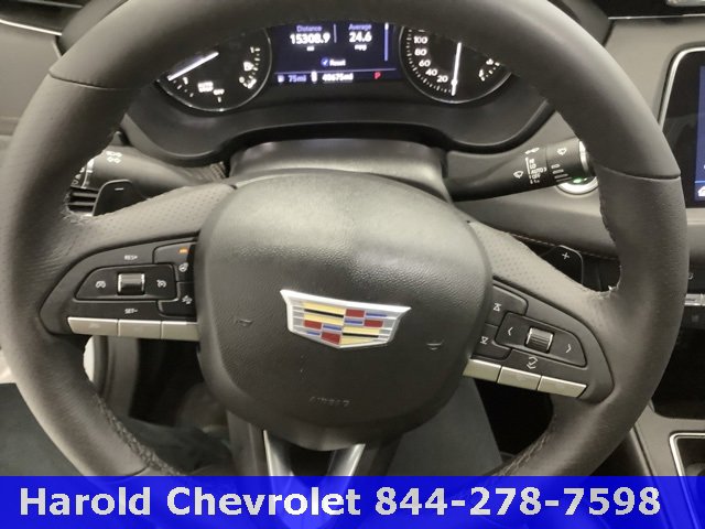 Used 2022 Cadillac XT4 Sport image 17