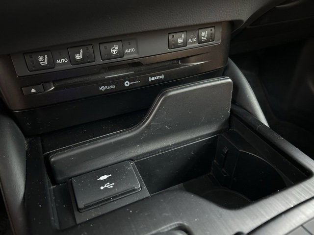 Used 2022 Lexus ES 350 w/ Premium Package image 18