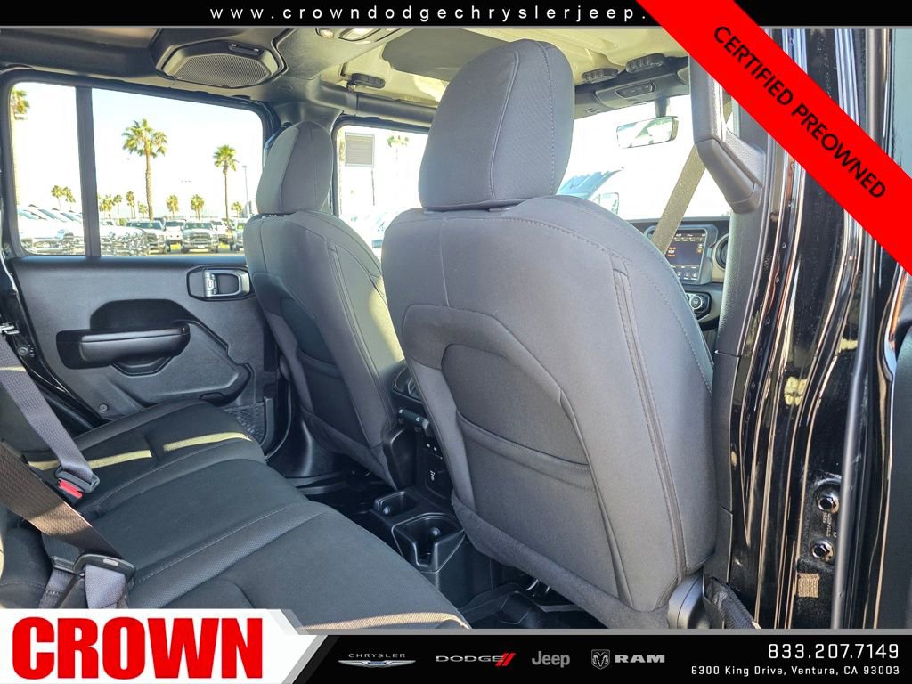 Certified 2021 Jeep Gladiator Willys image 16