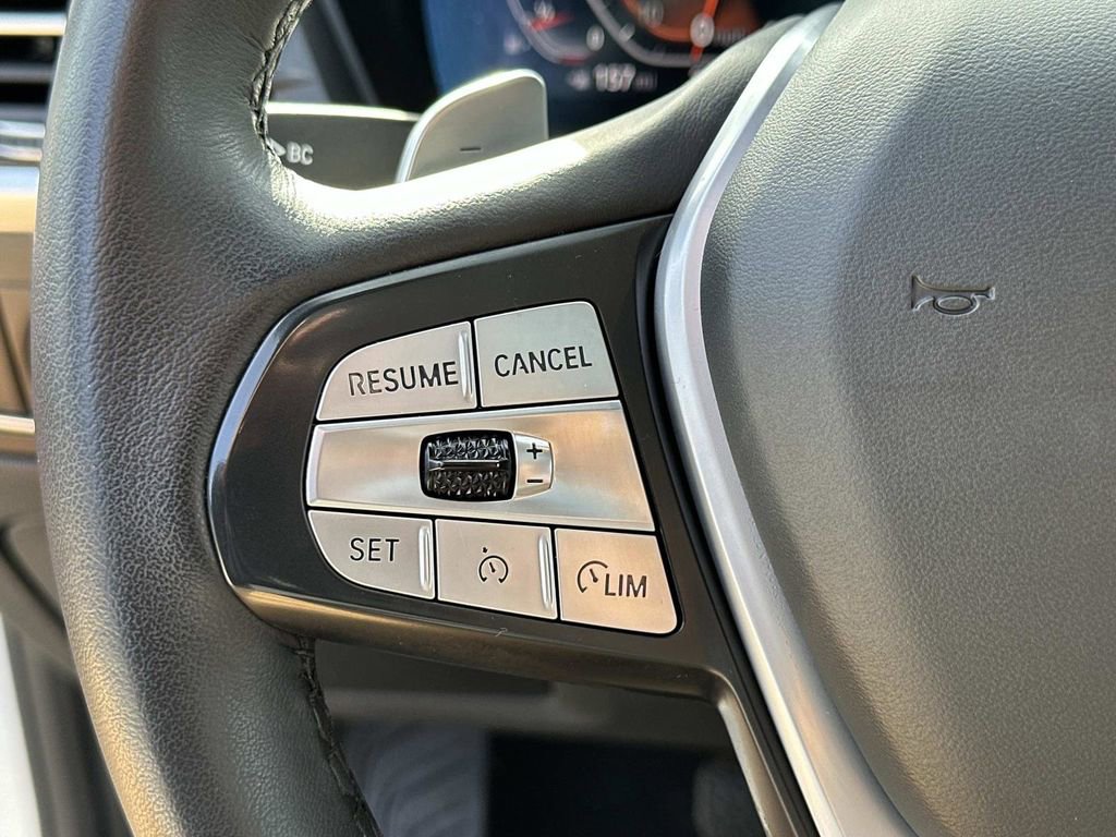 Used 2023 BMW X4 xDrive30i w/ Convenience Package image 17