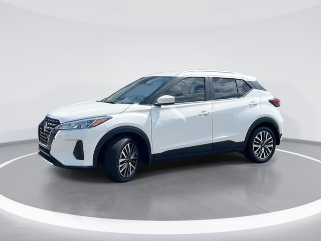 Used 2024 Nissan Kicks SV