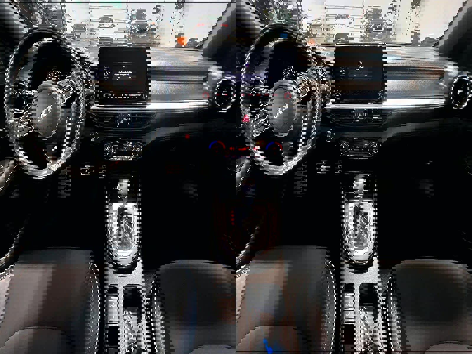 Used 2023 Kia Forte GT-Line w/ GT-Line Premium Package image 21