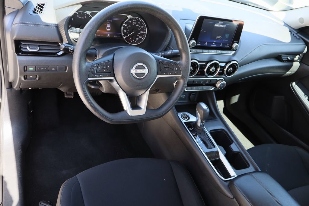 Used 2024 Nissan Sentra SV FWD image 11