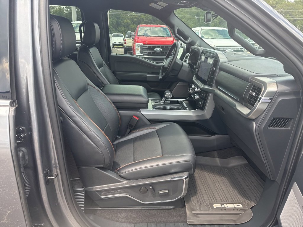 Used 2024 Ford F150 Lariat image 5