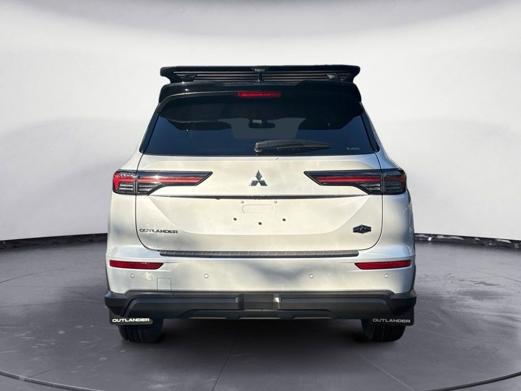 New 2026 Mitsubishi Outlander Trail Edition image 4