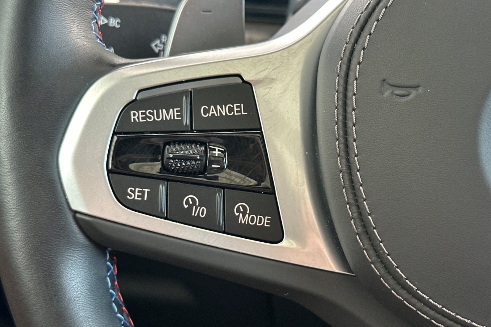 Certified 2026 BMW X5 M60i AWD/4WD image 31