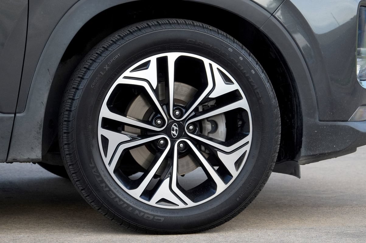 Used 2020 Hyundai Santa Fe Limited FWD image 31