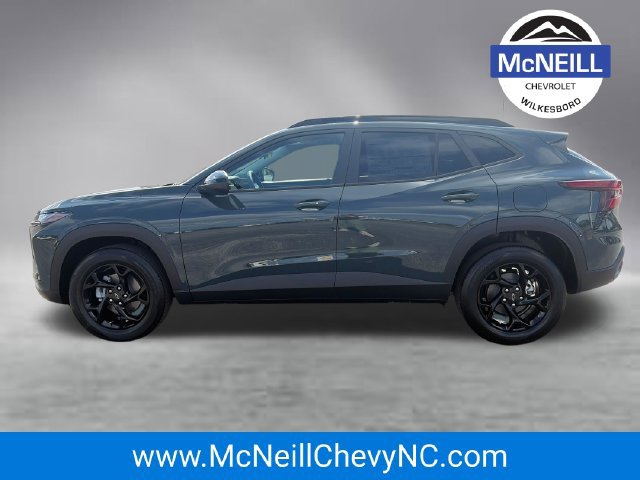 New 2026 Chevrolet Trax LT w/ Driver Confidence Package FWD image 5