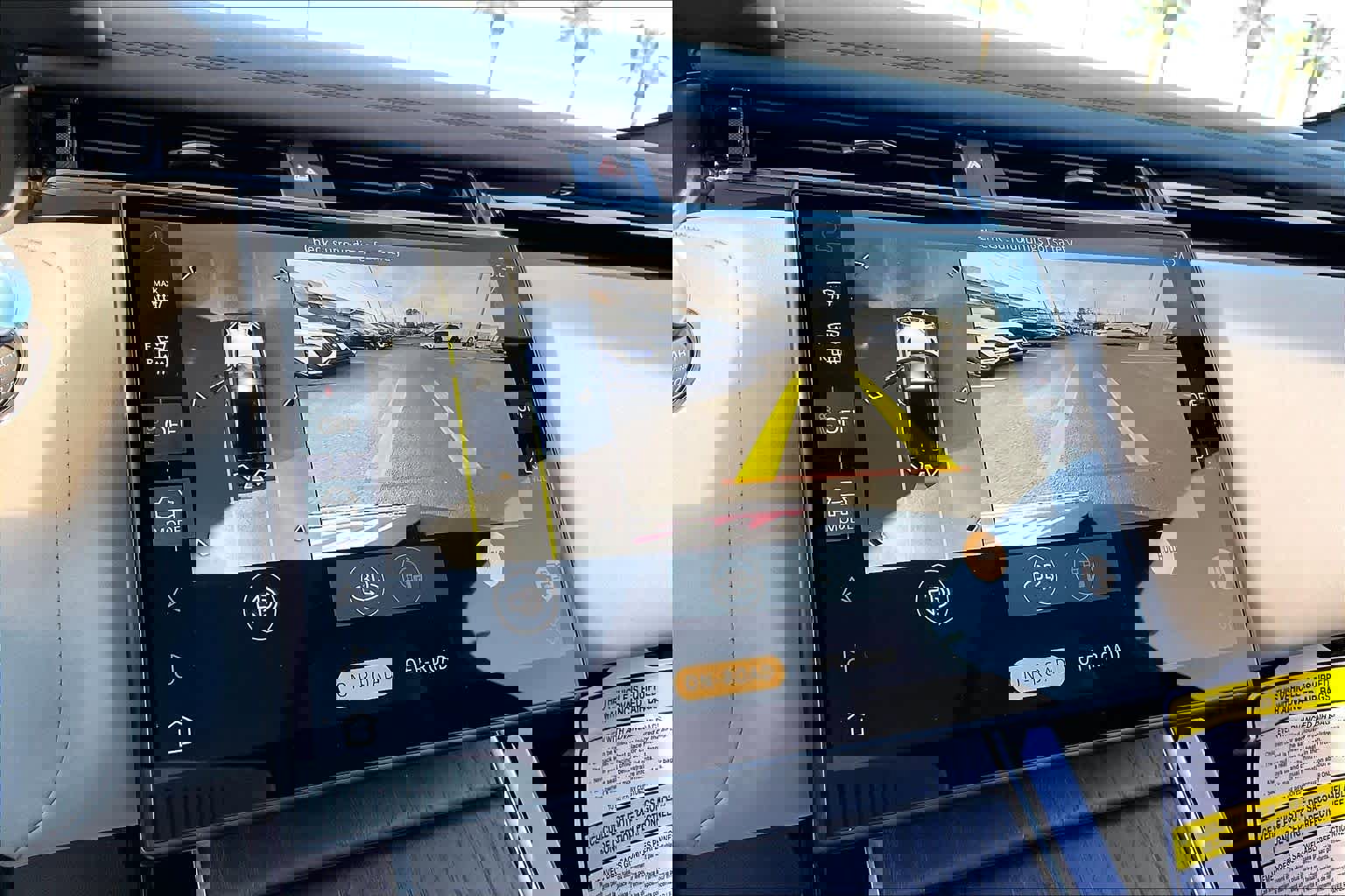 New 2026 Land Rover Range Rover Velar Dynamic SE image 20