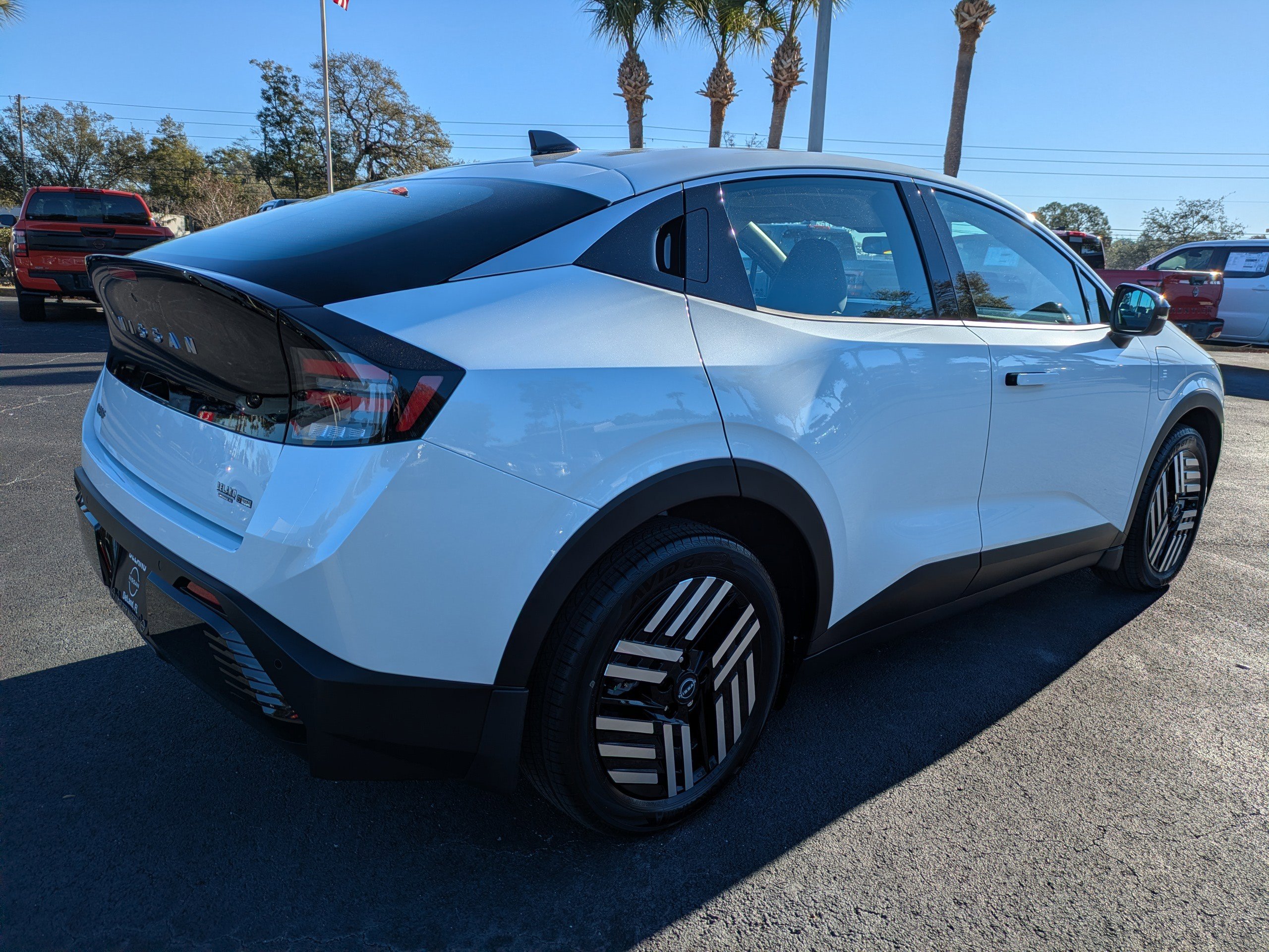 New 2026 Nissan Leaf SV+ w/ Floor Mat Package (SV+) image 4