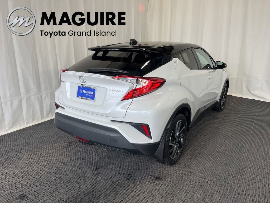 Used 2022 Toyota C-HR Limited FWD image 30