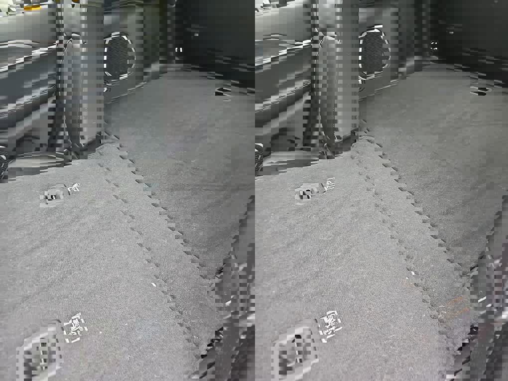 Used 2024 Jeep Grand Cherokee Limited 4xe image 29