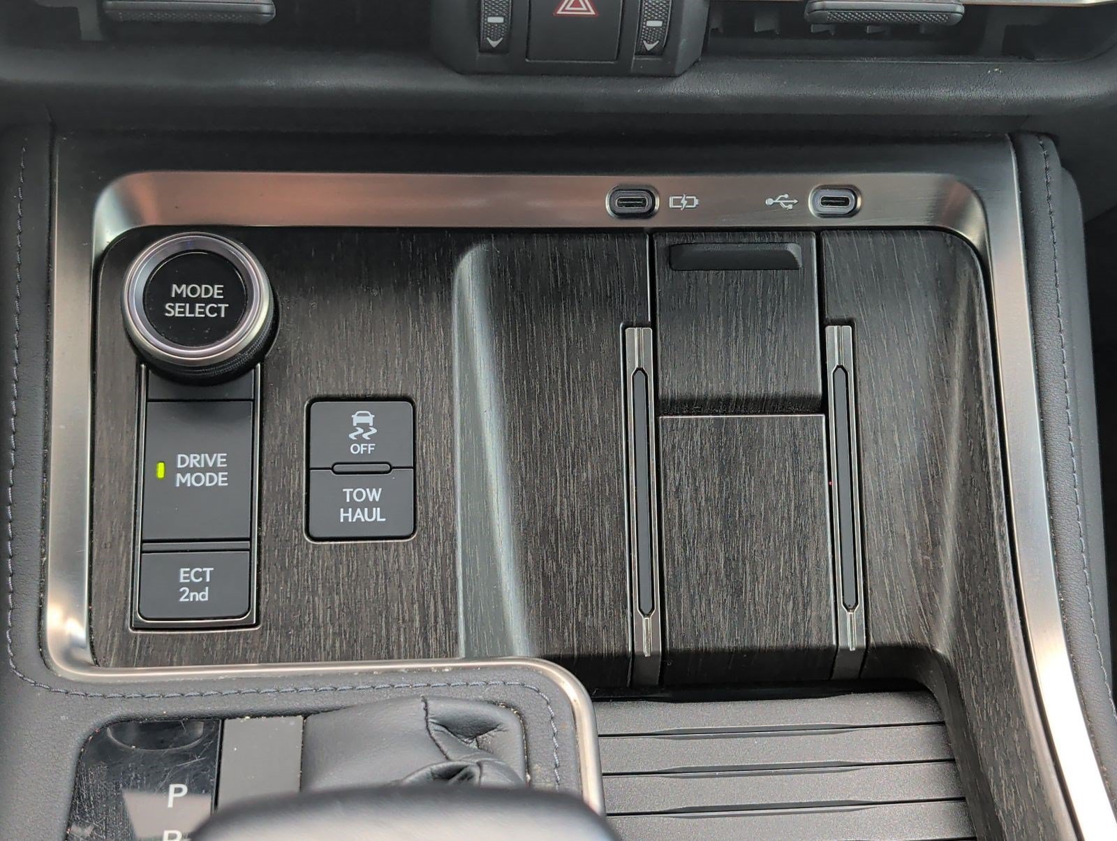 Certified 2024 Lexus GX 550 w/ Accessory Package (Z1) AWD/4WD image 20