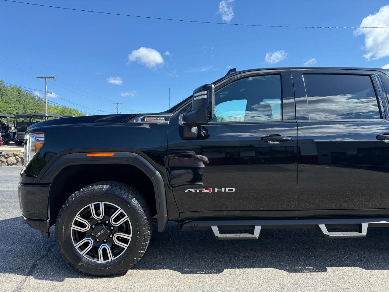 Used 2022 GMC Sierra 2500 AT4 AWD/4WD image 6