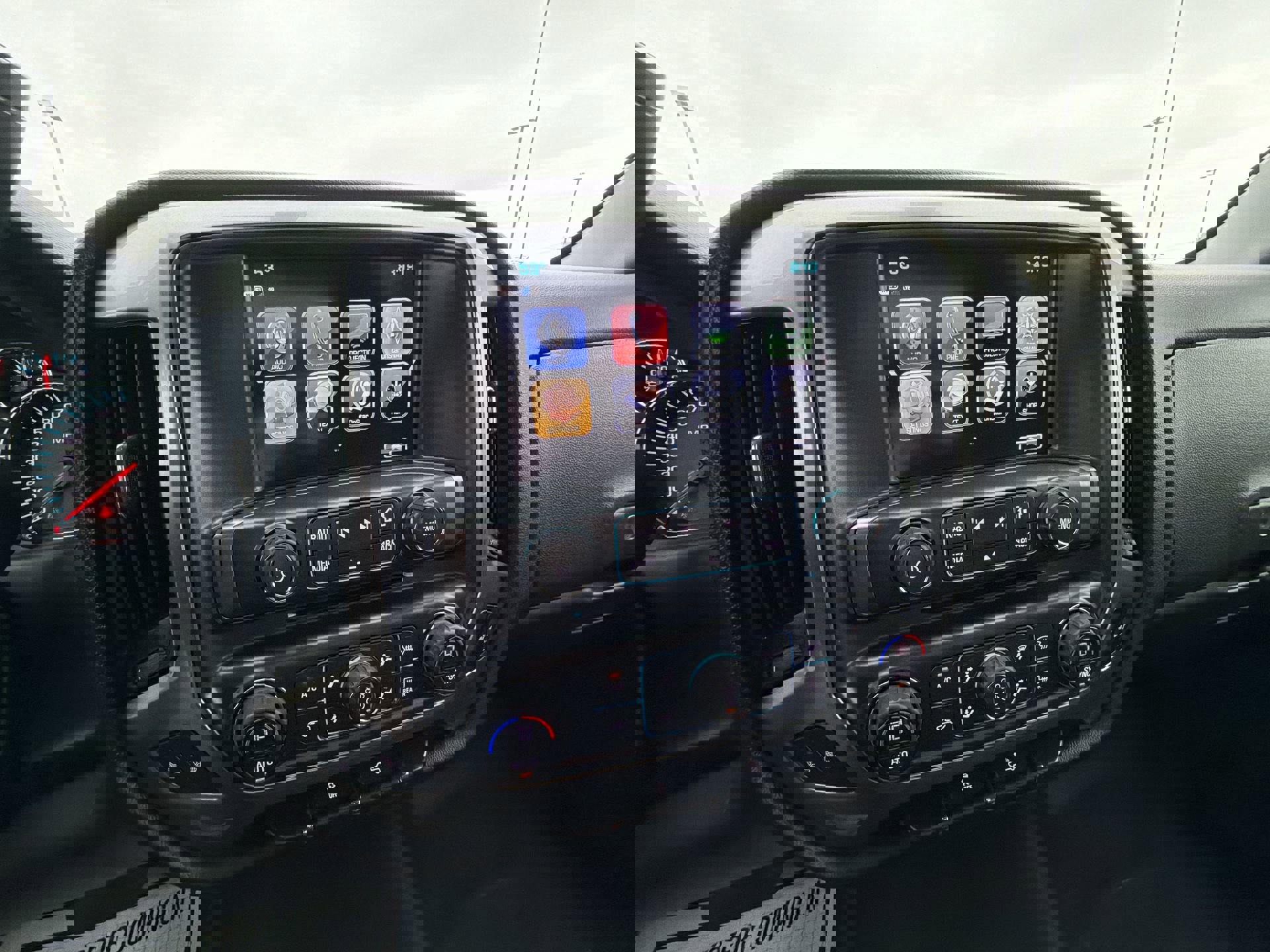 Used 2017 Chevrolet Silverado 1500 LT w/ All Star Edition image 13