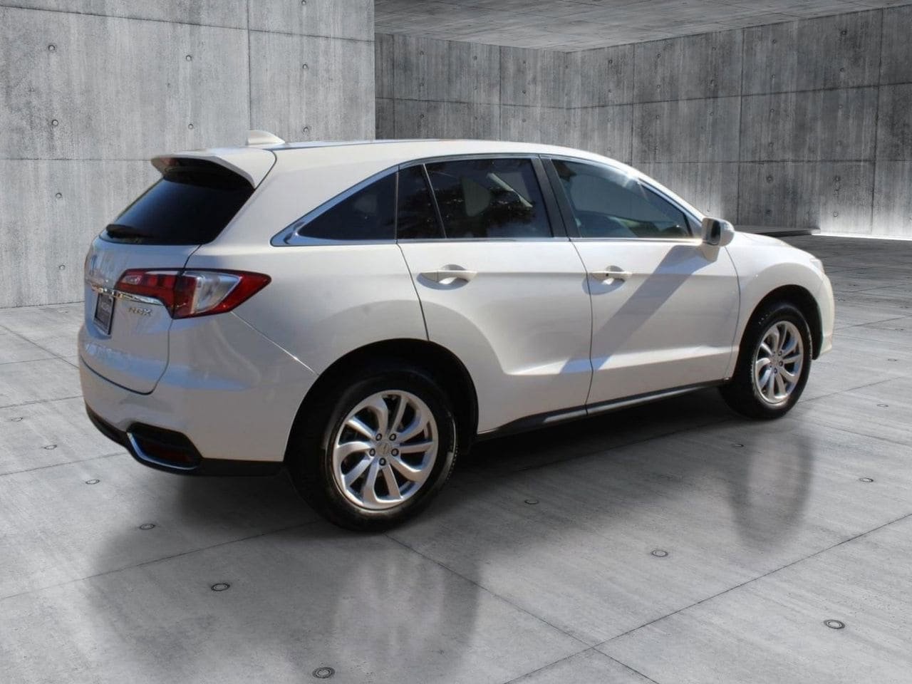 Used 2018 Acura RDX FWD w/ Technology Package image 5