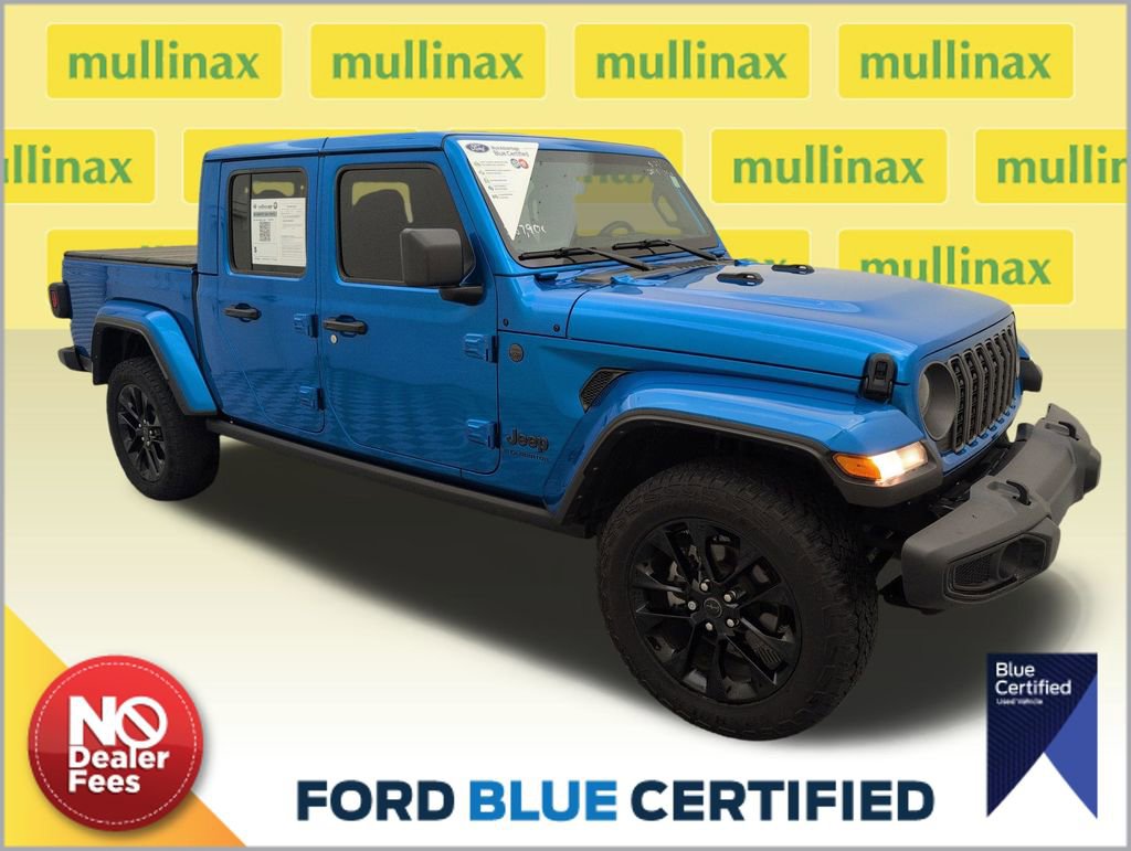 Used 2025 Jeep Gladiator Sport AWD/4WD image 1