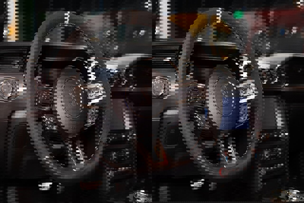 Used 2022 Ford Mustang Shelby GT500 w/ Technology Package image 16