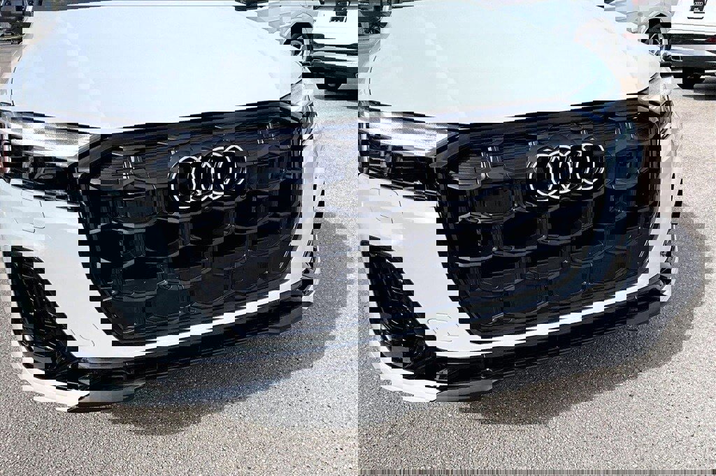 New 2026 Audi SQ7 Premium Plus image 11