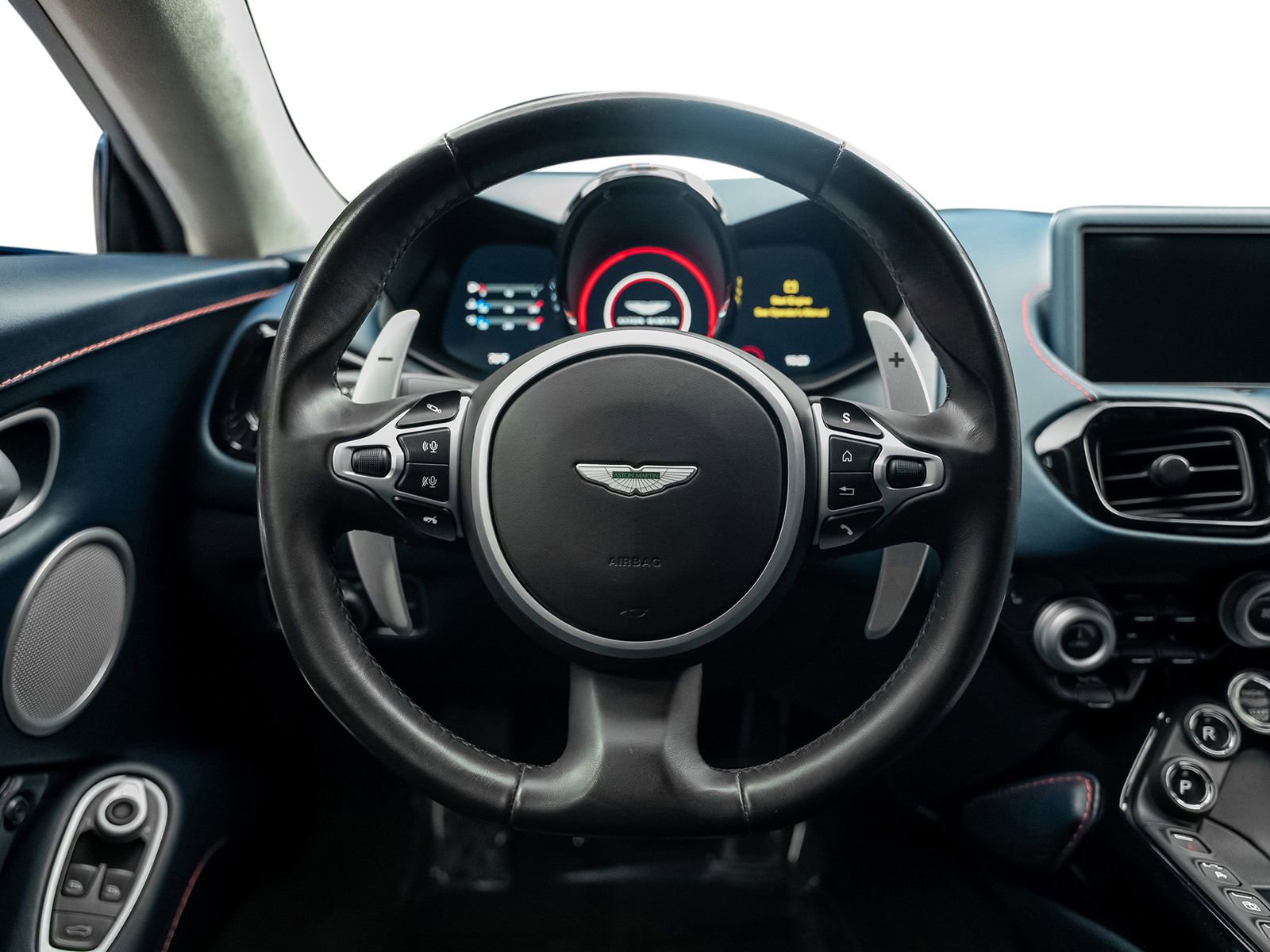 Used 2020 Aston Martin V8 Vantage Coupe RWD image 4