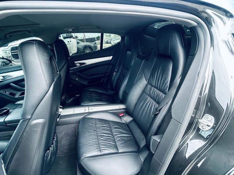 Used 2016 Porsche Panamera 4 AWD/4WD image 11