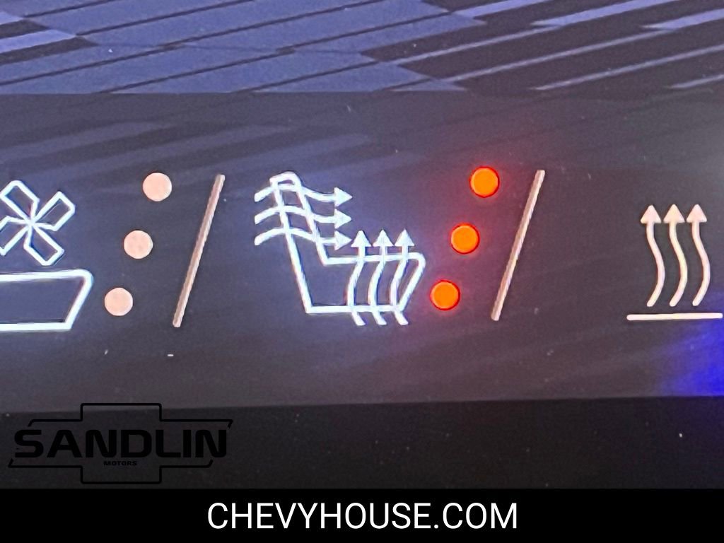 New 2025 Chevrolet Equinox EV RS w/ Convenience Package II image 14