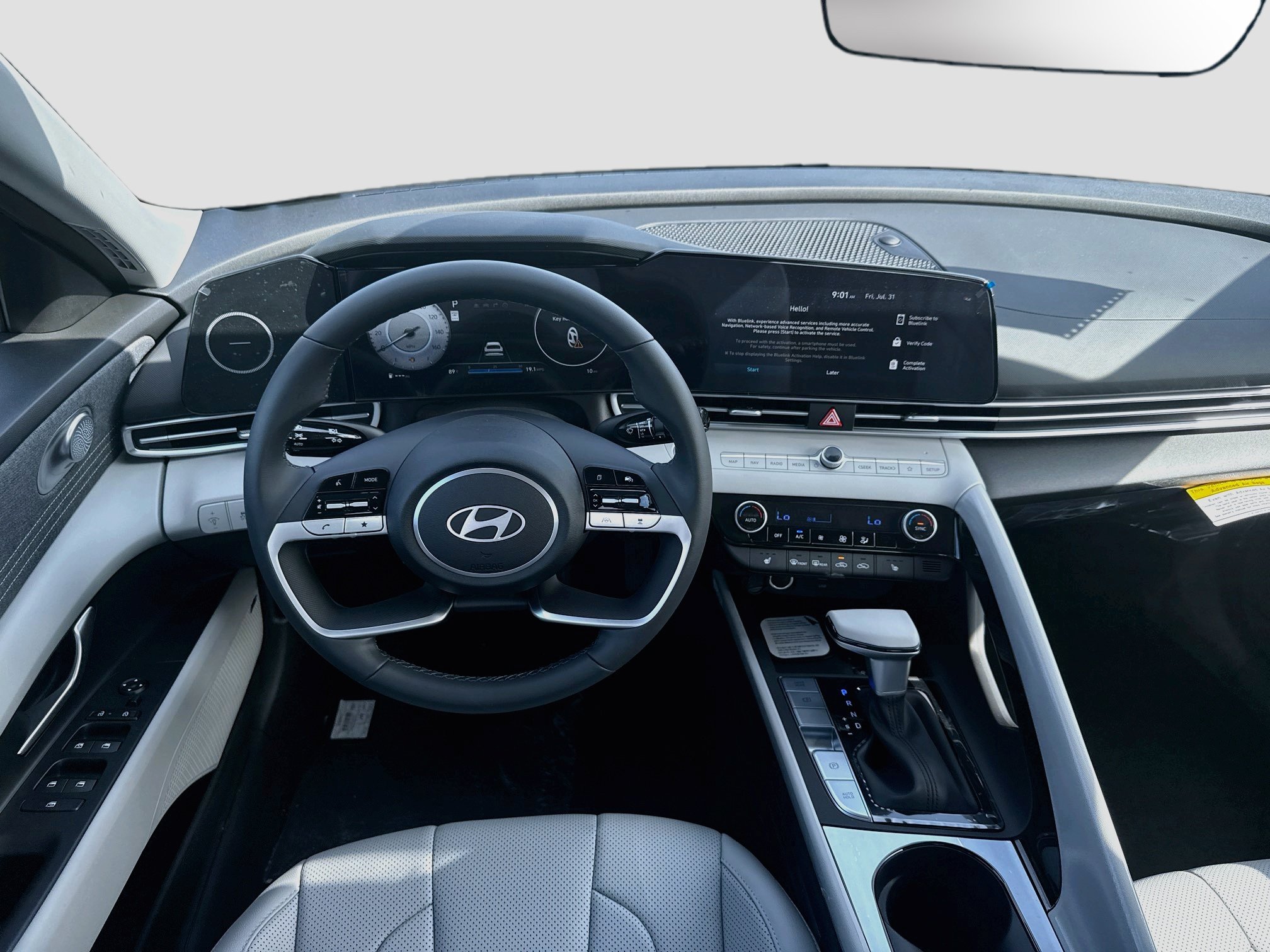 New 2026 Hyundai Elantra Limited FWD image 15
