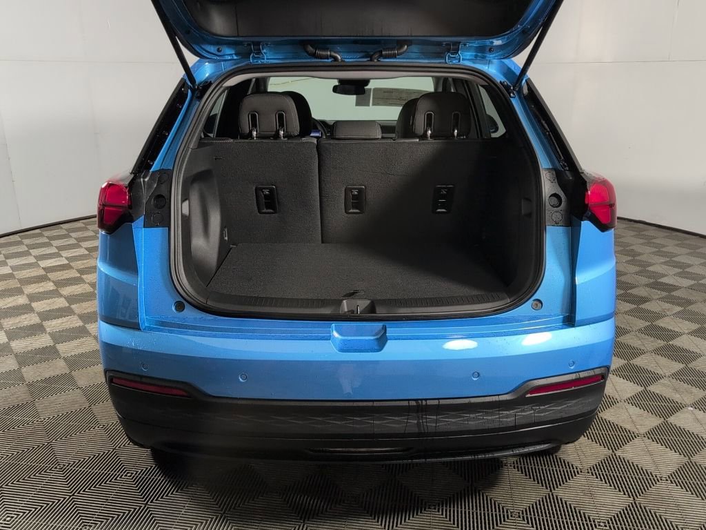 New 2027 Chevrolet Bolt LT image 6