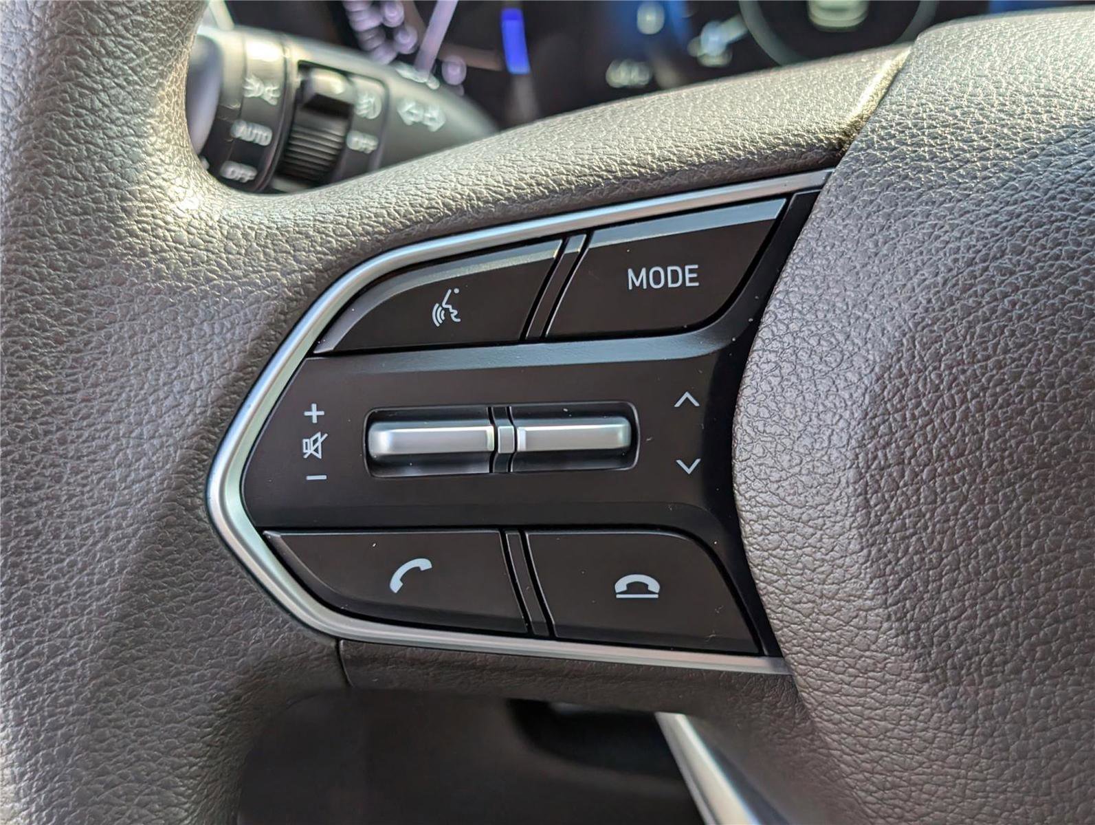 Used 2020 Hyundai Santa Fe SEL image 21