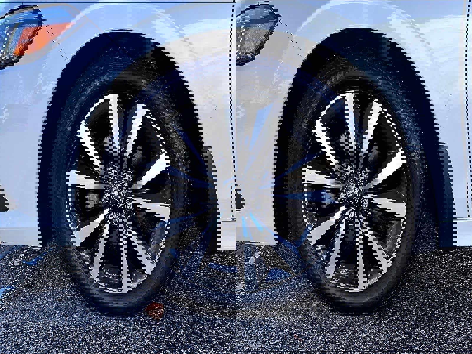 Used 2023 Honda Civic EX image 7