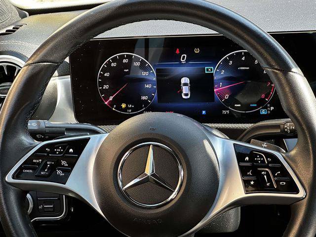 Used 2025 Mercedes-Benz CLA 250 4MATIC image 17