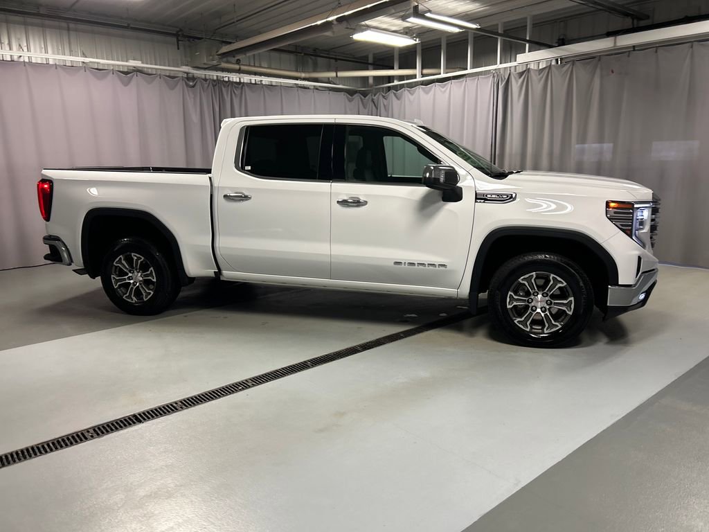 Used 2025 GMC Sierra 1500 SLT image 8