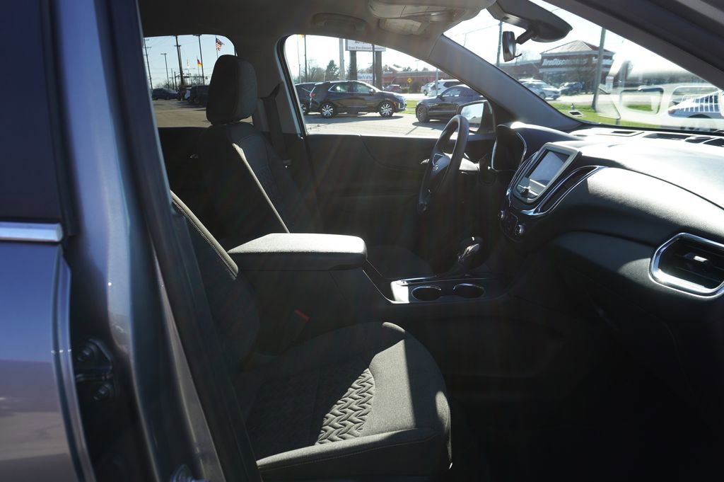 Used 2023 Chevrolet Equinox LT image 29