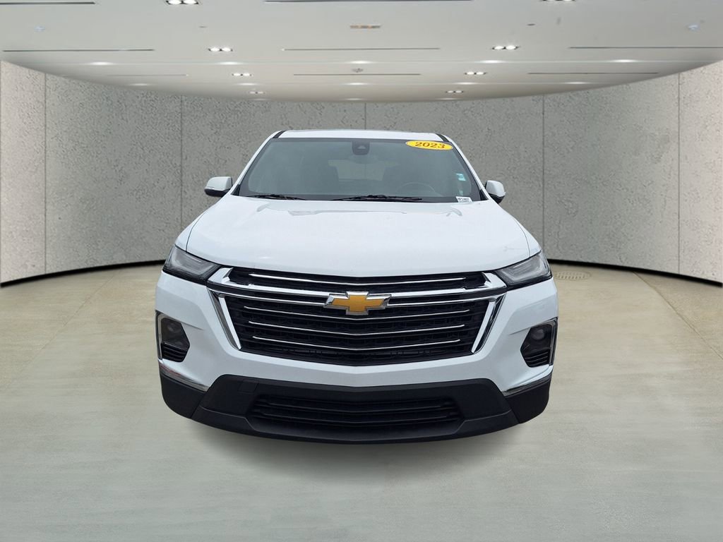 Used 2023 Chevrolet Traverse LT image 8