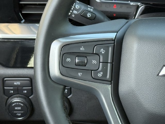 Used 2025 Chevrolet Silverado 1500 LT w/ Work Truck Package AWD/4WD image 13