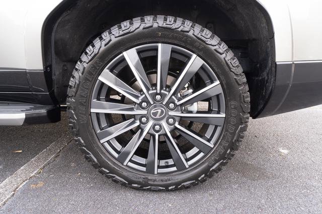 Used 2025 Lexus GX 550 550 Luxury image 38