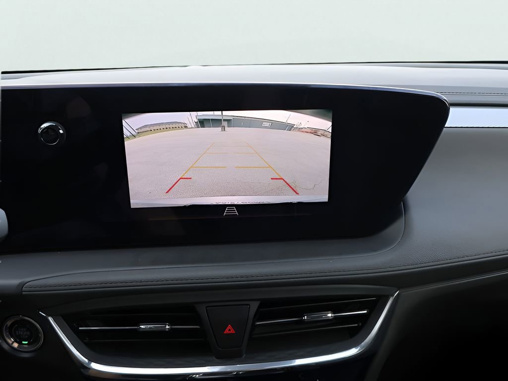 Used 2025 Buick Encore GX Avenir w/ Avenir Convenience Package image 23