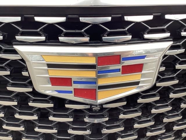 Used 2024 Cadillac Escalade ESV Premium Luxury image 37