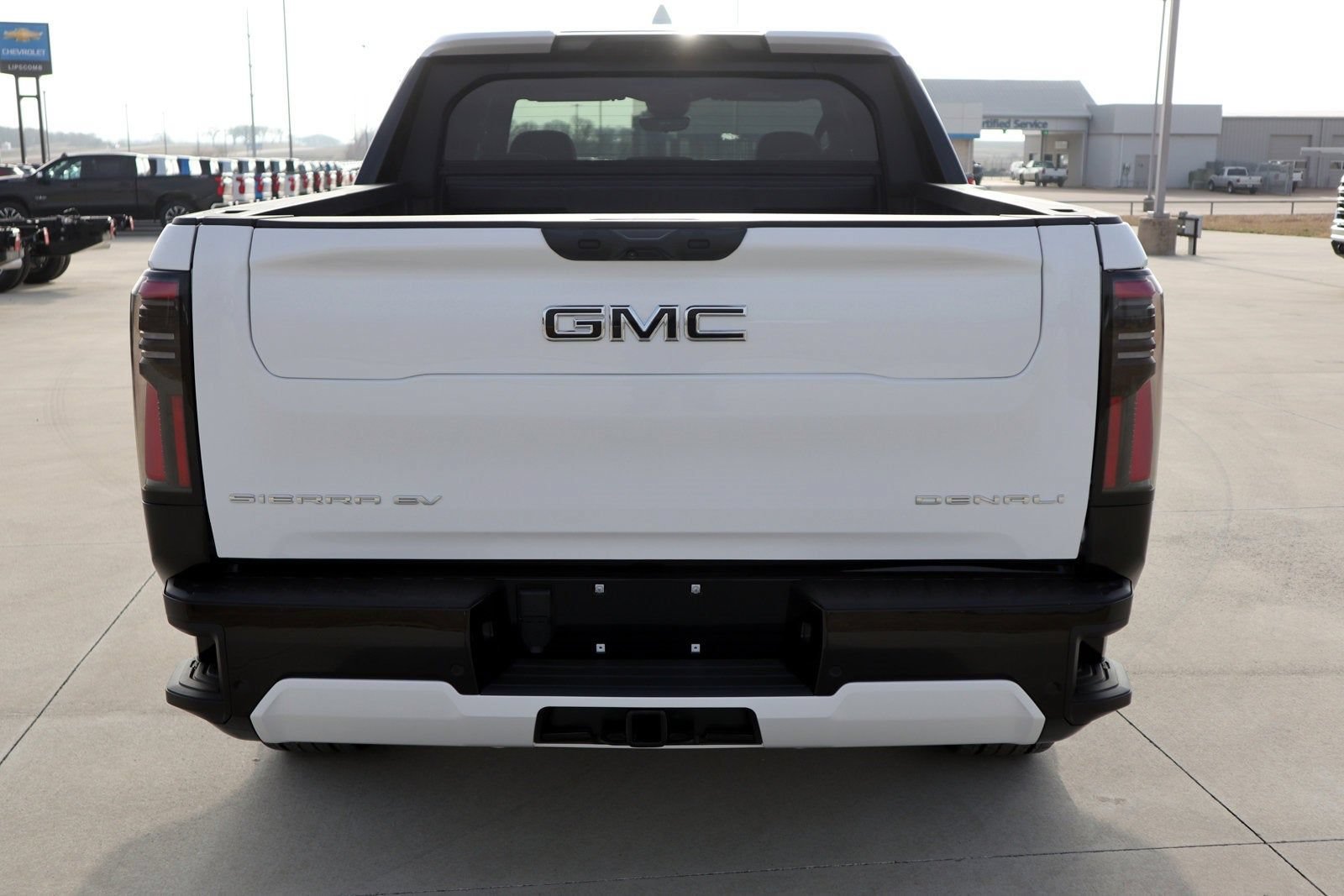 New 2025 GMC Sierra EV Denali AWD/4WD image 5