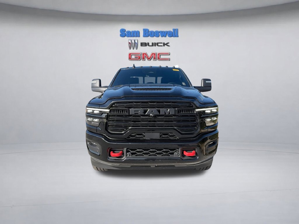 Used 2025 RAM 3500 Laramie AWD/4WD image 5