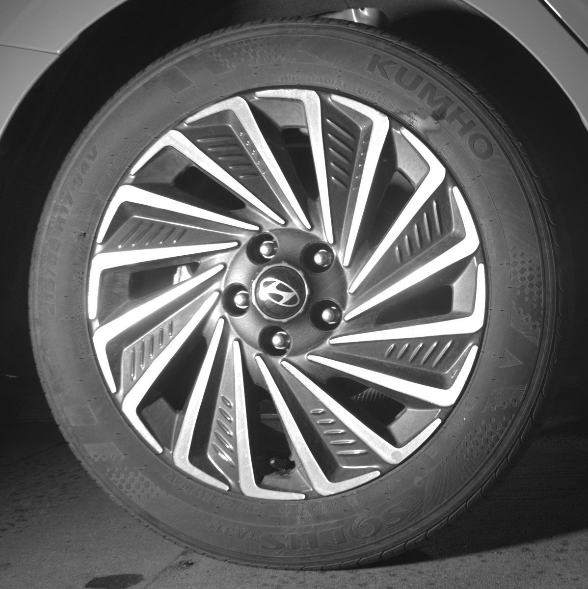 Used 2025 Hyundai Sonata SEL FWD image 15