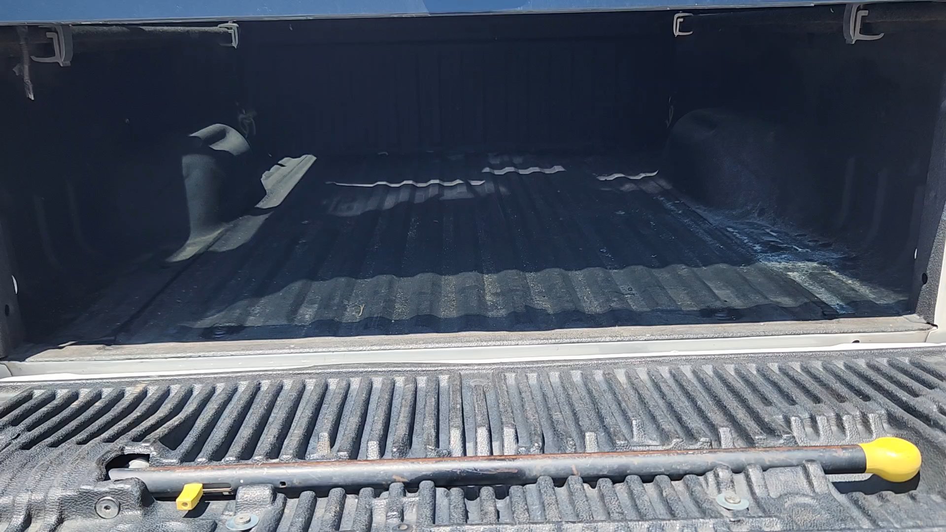 Used 2015 Ford F250 Platinum w/ FX4 Off-Road Package AWD/4WD image 39