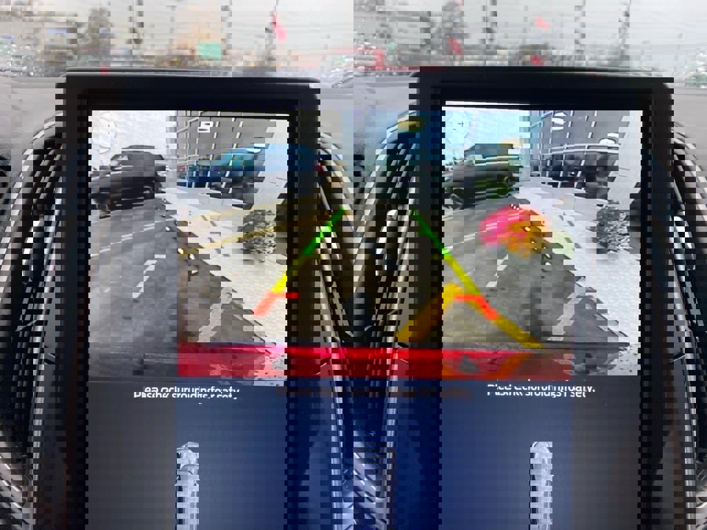 Used 2024 Ford Edge SEL w/ Convenience Package image 15