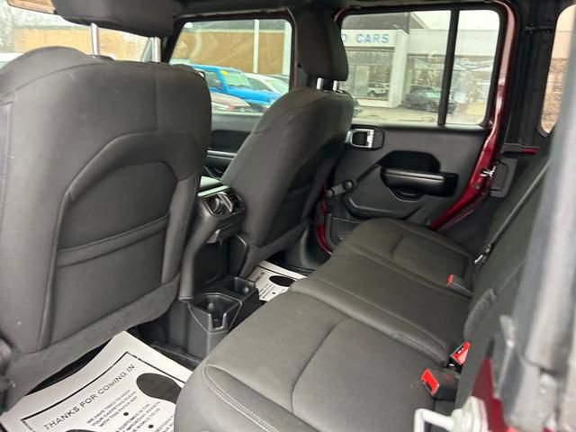 Used 2021 Jeep Wrangler Unlimited Sport AWD/4WD image 14