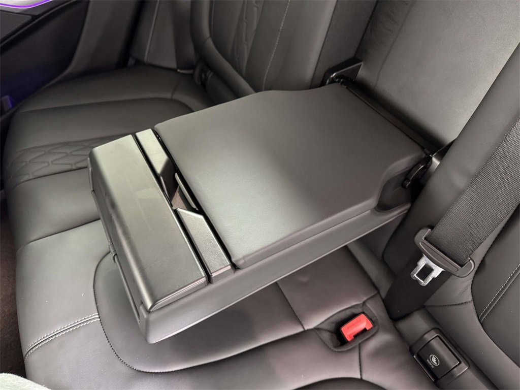 Used 2023 BMW X5 xDrive45e w/ Executive Package image 34