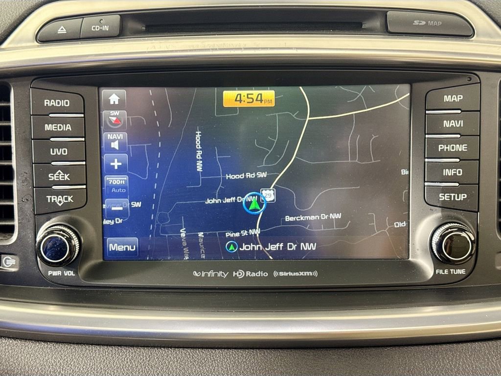 Used 2016 Kia Sorento SX w/ SXL Technology Package image 13