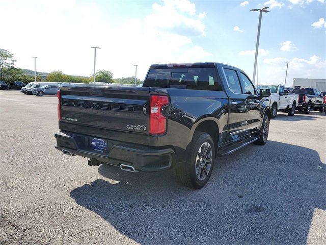 Used 2023 Chevrolet Silverado 1500 High Country w/ Z71 Off-Road Package image 4