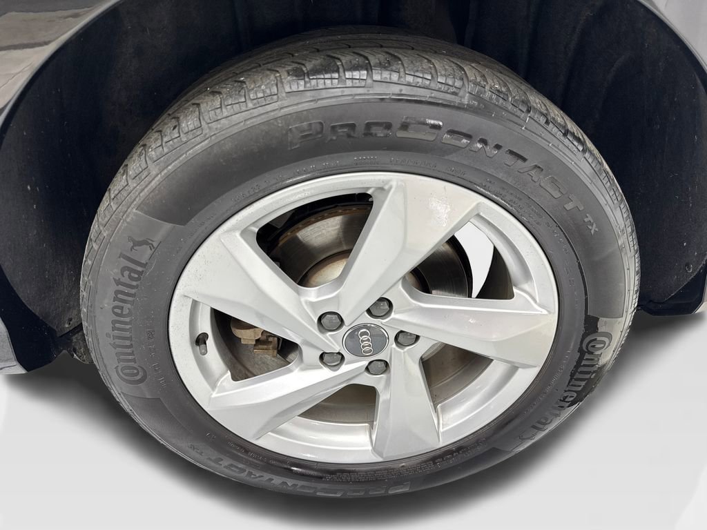 Used 2020 Audi Q3 2.0T Premium w/ Convenience Package image 78