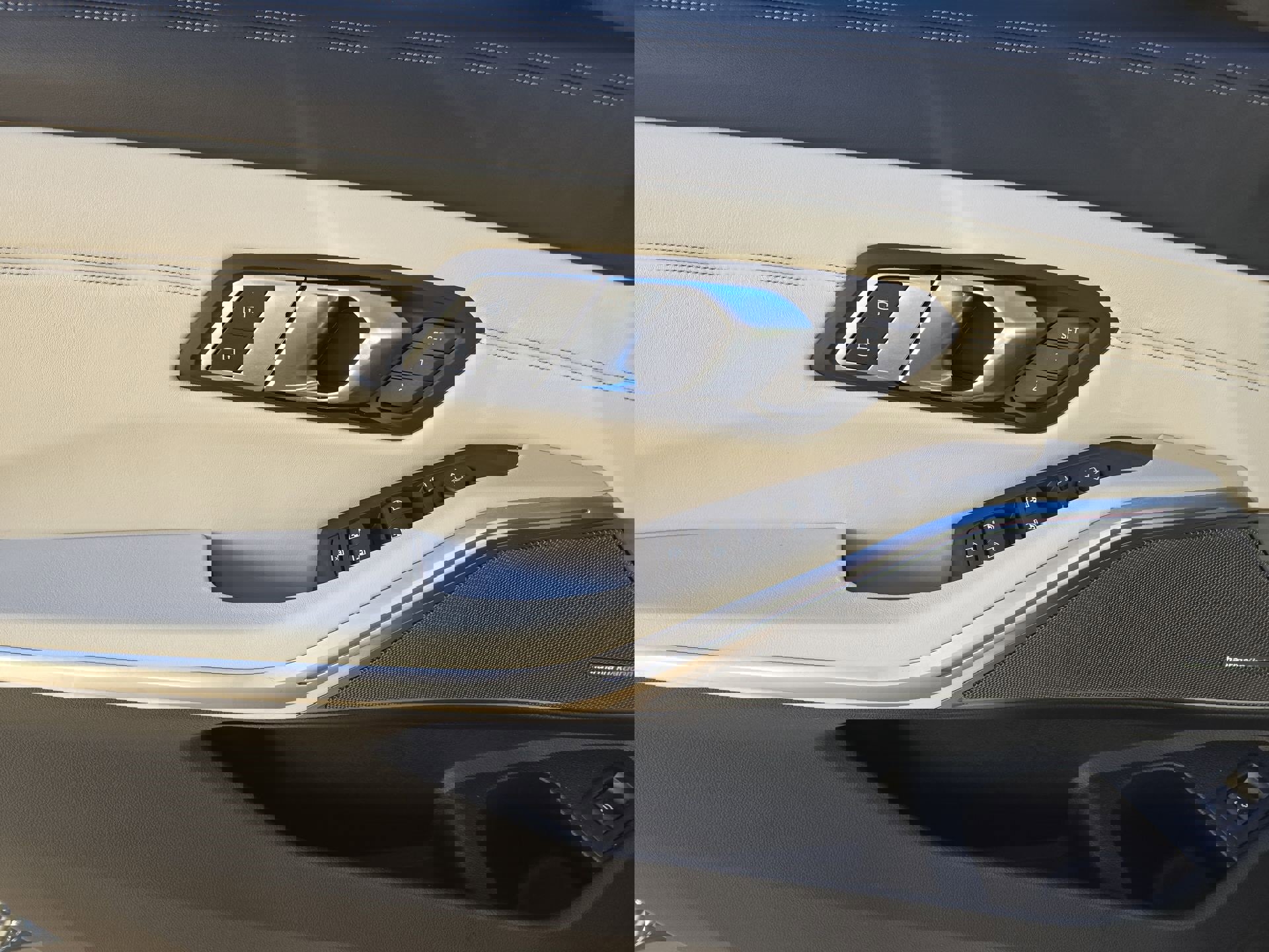 Used 2023 BMW M3 Competition image 15